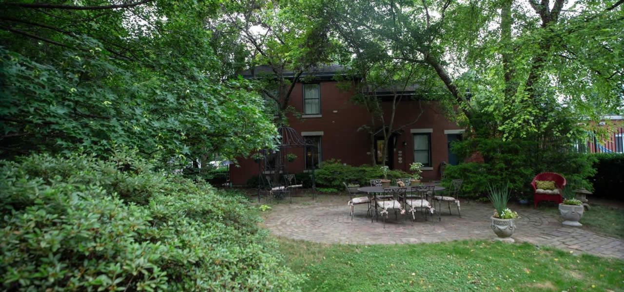 Louisville Bourbon Inn Exterior foto